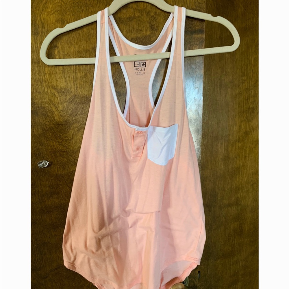 Peach Razorback tank - Picture 2 of 3